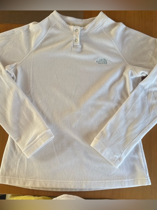 The North Face Tops - The North Face TKA Micro Lightweight White Layering Fleece Pullover Women’s SZ M